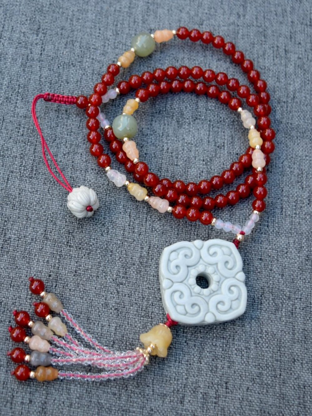 Green Ruyi Square Pendant Red Agate Necklace - Natural Jade Stone